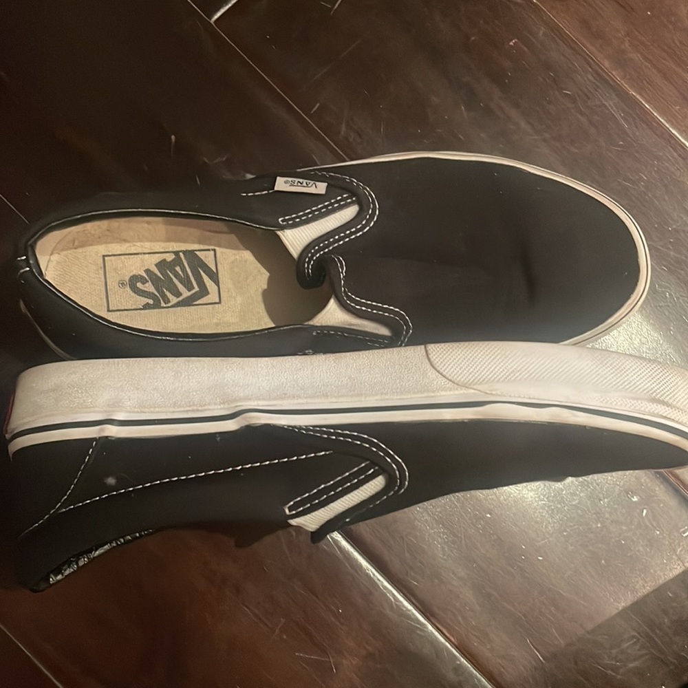 Vans - Picture 5 of 5